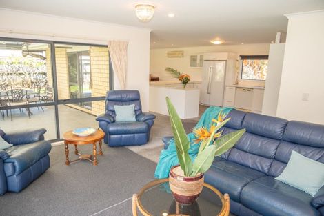 Photo of property in 2 Mako Street, Taupo Bay, Mangonui, 0494