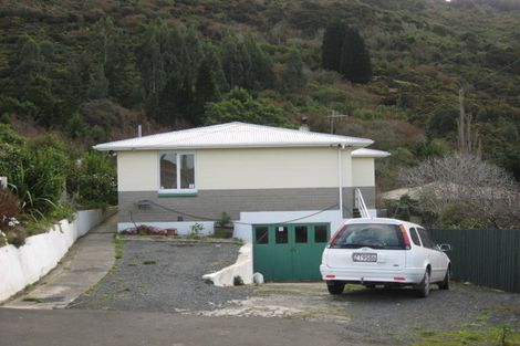 Photo of property in 13 Kowhai Street, Ravensbourne, Dunedin, 9022