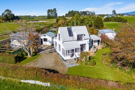 Photo of property in 198 Ackworth Road, Lepperton, New Plymouth, 4373