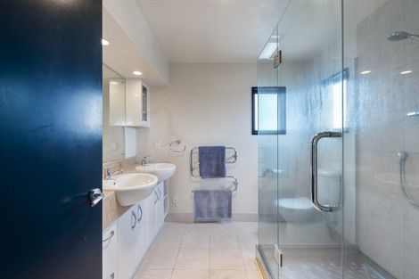 Photo of property in 55 Royal Oak Drive, Kelvin Grove, Palmerston North, 4414