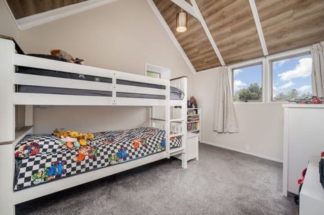 Photo of property in 2/9 Imogene Way, Half Moon Bay, Auckland, 2012