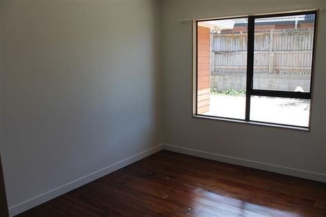 Photo of property in 55 Etherton Drive, Weymouth, Auckland, 2103