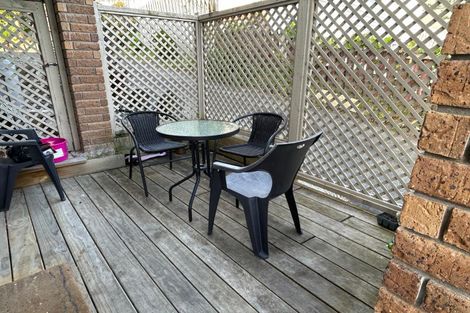 Photo of property in 23 Downing Street, Glenfield, Auckland, 0629