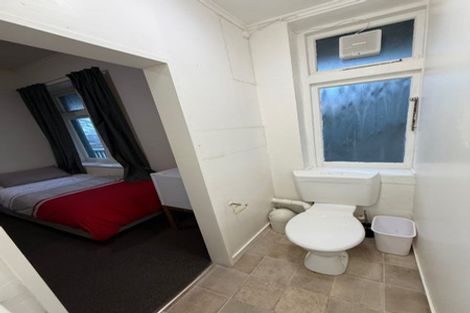 Photo of property in 327 Adelaide Road, Newtown, Wellington, 6021