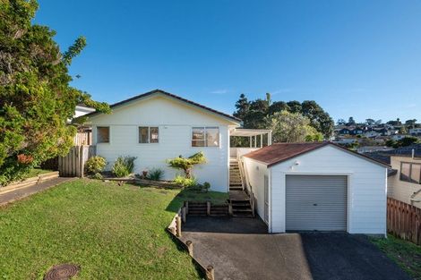 Photo of property in 3 Tesla Place, Totara Vale, Auckland, 0629