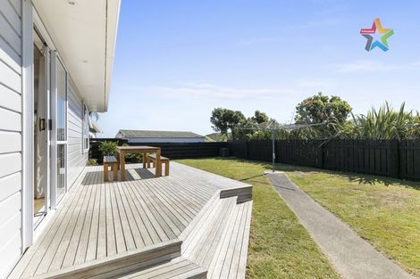 Photo of property in 13 Otira Grove, Kelson, Lower Hutt, 5010