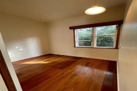 Photo of property in 5 Harbour View Road, Point Chevalier, Auckland, 1022