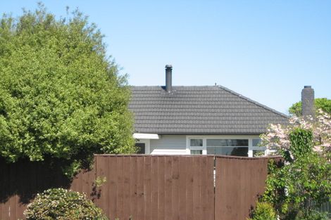 Photo of property in 23 Grimseys Road, Redwood, Christchurch, 8051