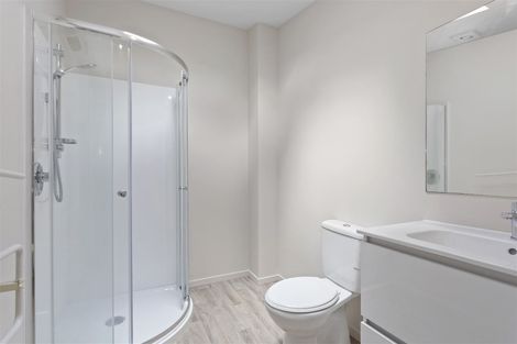 Photo of property in 2/3 Grove Road, Addington, Christchurch, 8024