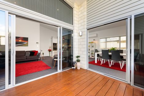 Photo of property in 4 Benmore Crescent, Pyes Pa, Tauranga, 3112