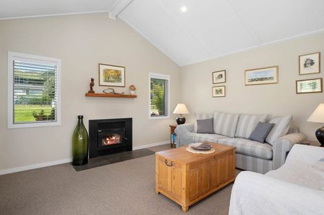 Photo of property in 68 Kenrigg Road, Kinloch, Taupo, 3377