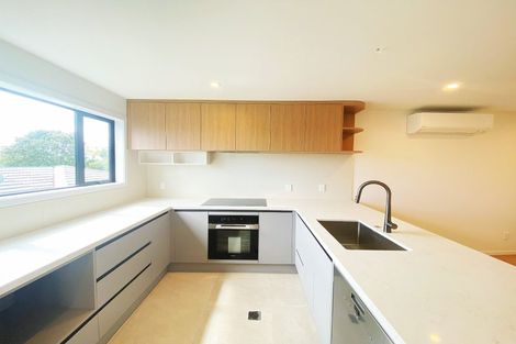 Photo of property in 3/46 View Road, Henderson, Auckland, 0612