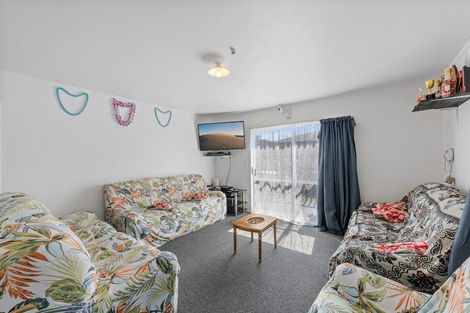 Photo of property in 1/8 Oratu Place, Manurewa, Auckland, 2102