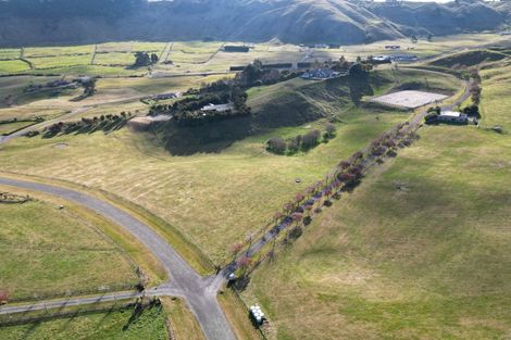 Photo of property in 20 Katelyn Place, Kinloch, Taupo, 3385