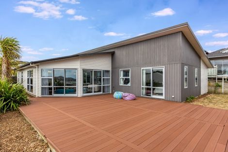 Photo of property in 34 John Burke Drive, Aotea, Porirua, 5024