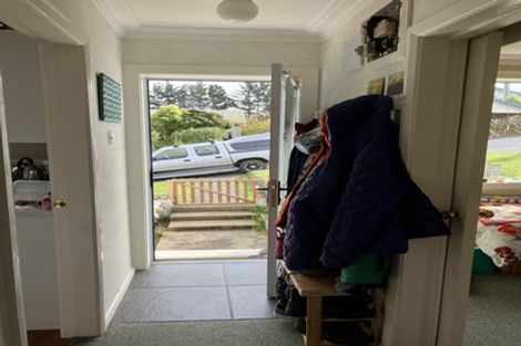 Photo of property in 28 Gorman Street, Macandrew Bay, Dunedin, 9014
