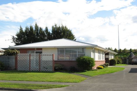 Photo of property in 2/80 Clarence Cox Crescent, Pirimai, Napier, 4112