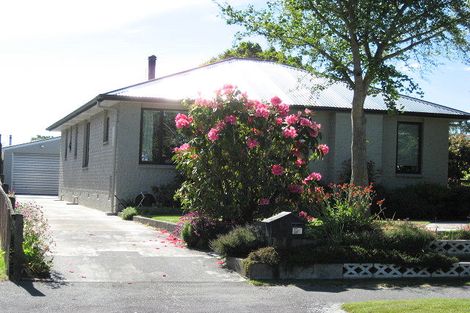 Photo of property in 21 Tintern Avenue Avonhead Christchurch City
