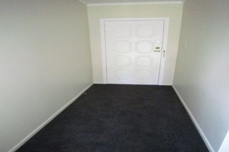 Photo of property in 206 Edmonton Road, Te Atatu South, Auckland, 0610