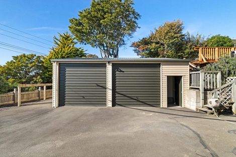 Photo of property in 70 Easther Crescent, Kew, Dunedin, 9012