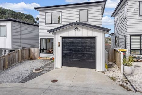 Photo of property in 13d Morton Avenue, Forrest Hill, Auckland, 0620