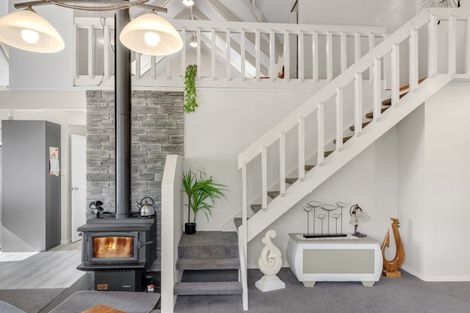 Photo of property in 92 Henley Street, Westport, 7825