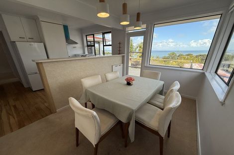 Photo of property in 3 Gill Crescent, Blockhouse Bay, Auckland, 0600