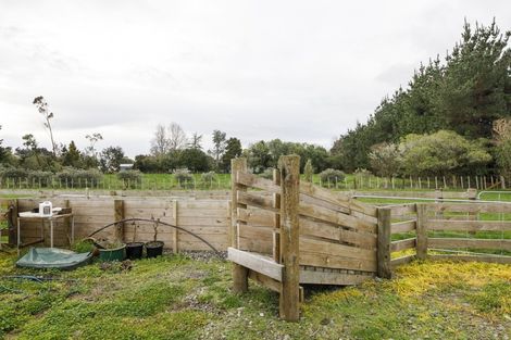 Photo of property in 84 Oroua Road, Kairanga, Palmerston North, 4475