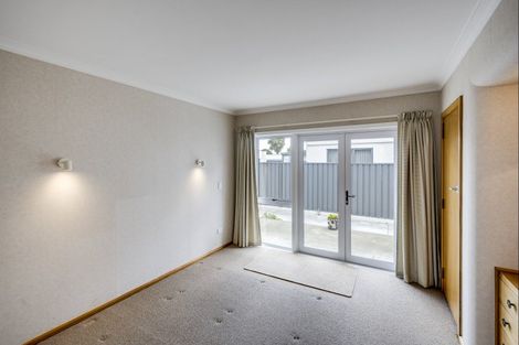 Photo of property in 18 The Esplanade, Westshore, Napier, 4110