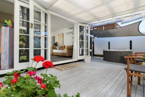 Photo of property in 207d Valley Road, Mount Maunganui, 3116