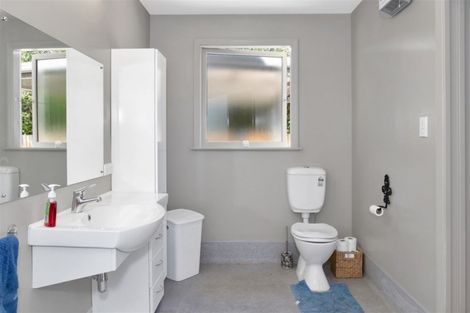 Photo of property in 13 Church Street, Oxford, 7430