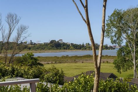 Photo of property in 6a Waikareao Way, Brookfield, Tauranga, 3110