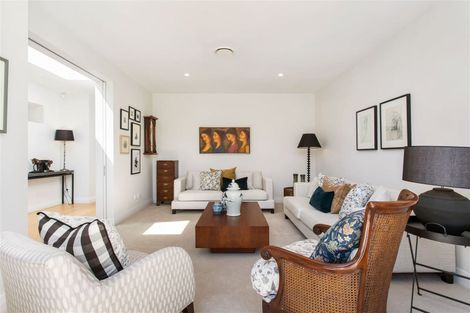 Photo of property in 25 Cox Street, Merivale, Christchurch, 8014