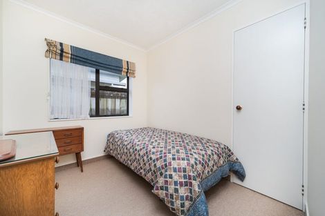 Photo of property in 8 Oxford Street, Hokowhitu, Palmerston North, 4410