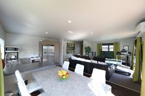 Photo of property in 16 Arklow Place, Flaxmere, Hastings, 4120