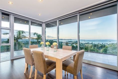 Photo of property in 201 Whangaparaoa Road, Red Beach, 0932