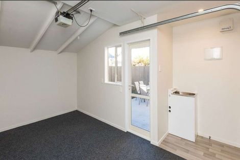 Photo of property in 76 Barbour Street, Waltham, Christchurch, 8011