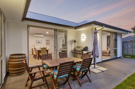 Photo of property in 15 Armour Place, Halswell, Christchurch, 8025