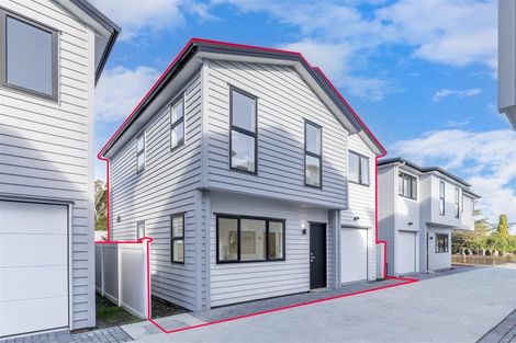 Photo of property in 3/25 Swanson Road, Henderson, Auckland, 0610