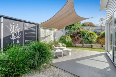 Photo of property in 26 Kukuwai Avenue, Red Beach, 0932