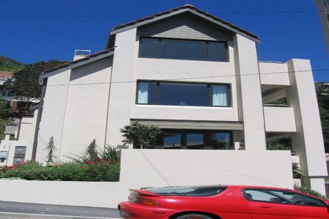 Photo of property in 2/6 Grass Street, Oriental Bay, Wellington, 6011