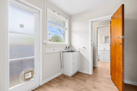 Photo of property in 33 Skerten Avenue, Hornby, Christchurch, 8042