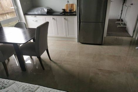 Photo of property in 15 Derwent Place, Flagstaff, Hamilton, 3210