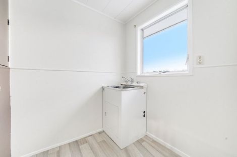 Photo of property in 15 Almay Place, Clover Park, Auckland, 2019