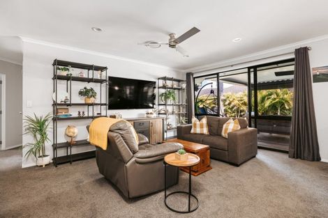 Photo of property in 7 Nicole Place, Papamoa Beach, Papamoa, 3118