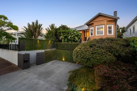 Photo of property in 34 Dryden Street, Grey Lynn, Auckland, 1021