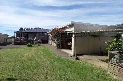 Photo of property in 446 Carrington Street, Upper Vogeltown, New Plymouth, 4310