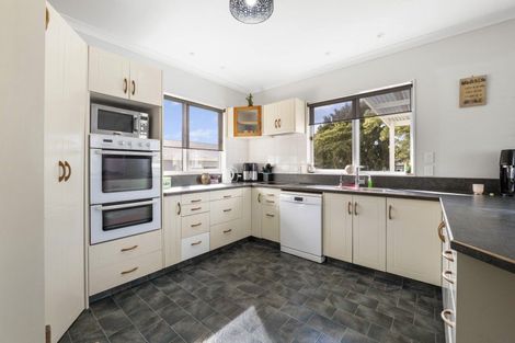 Photo of property in 8 Orlando Street, Stratford, 4332