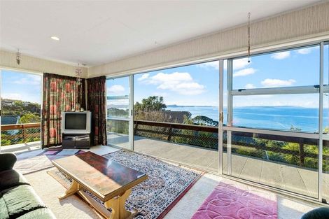 Photo of property in 14 Vipond Road, Stanmore Bay, Whangaparaoa, 0932