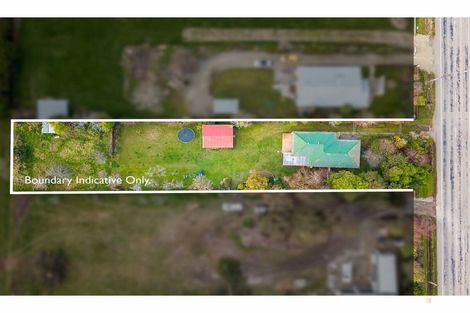 Photo of property in 58 Timaru Road, Waimate, 7924